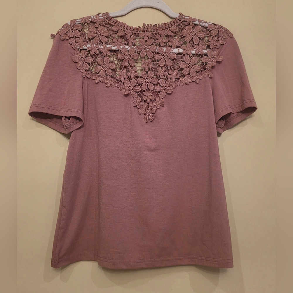 Emery Rose Elegant Mauve Lace Women's Top Size L